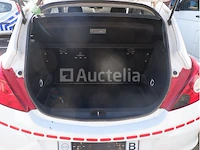 Opel corsa car - afbeelding 37 van  58