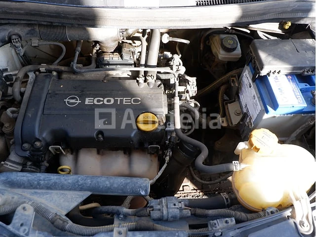 Opel corsa car - afbeelding 40 van  58