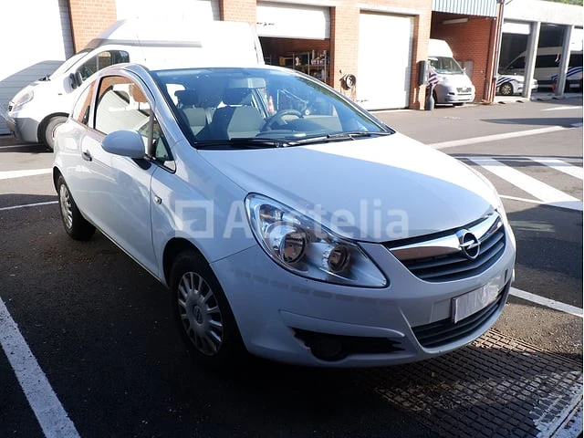 Opel corsa car - afbeelding 56 van  58