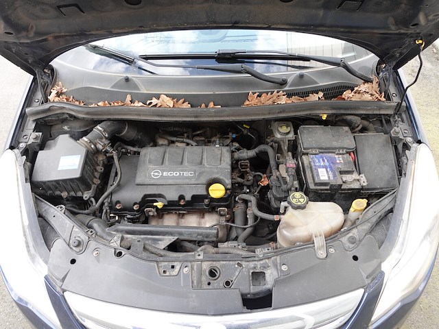 Opel corsa d - afbeelding 12 van  17