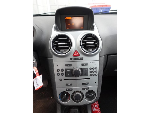 Opel corsa d - afbeelding 4 van  17