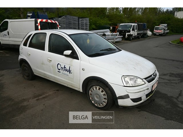 Opel corsa personenwagen - afbeelding 1 van  20