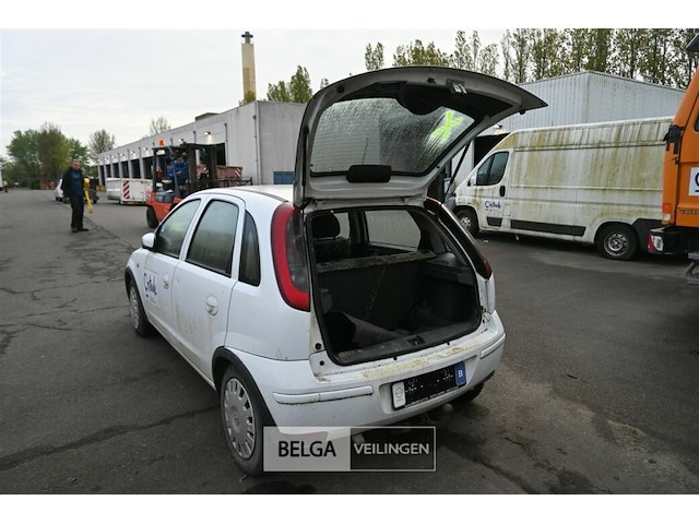 Opel corsa personenwagen - afbeelding 14 van  20
