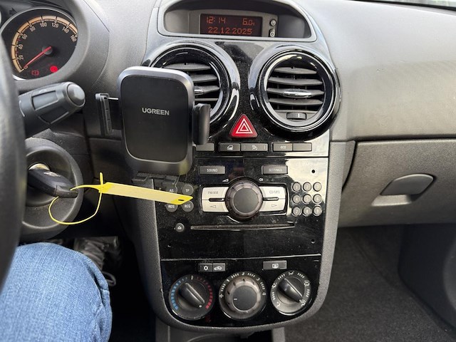 Opel corsa/1 3 cdti dpf, 2011 - afbeelding 2 van  29