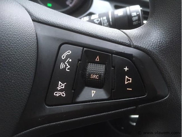 Opel corsa - afbeelding 8 van  17