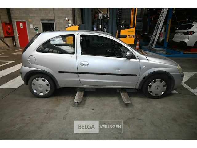 Opel corsa - afbeelding 2 van  7