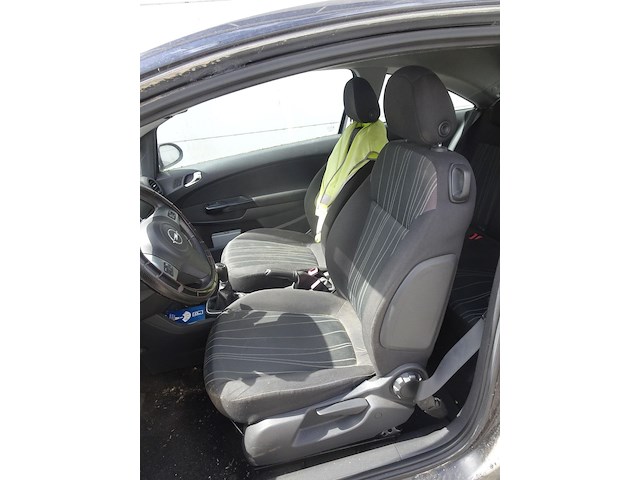 Opel corsa - afbeelding 6 van  11