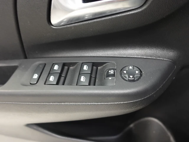 Opel corsa - afbeelding 3 van  21