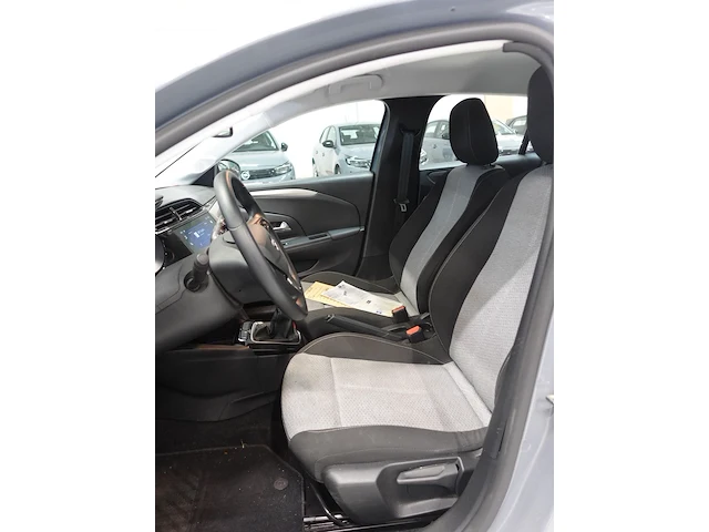 Opel corsa - afbeelding 17 van  21