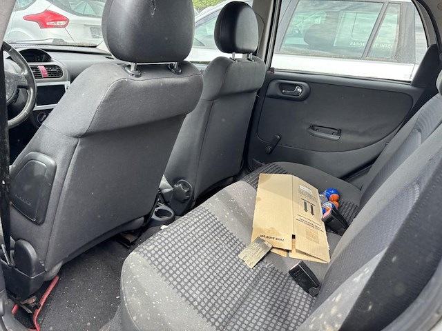 Opel corsa - afbeelding 2 van  12