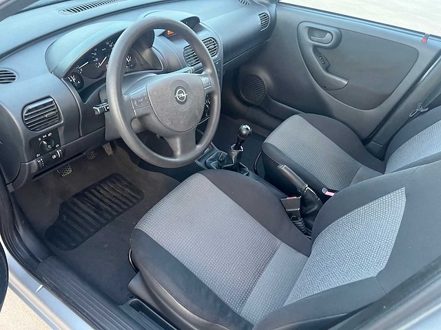 Opel corsa - afbeelding 9 van  20