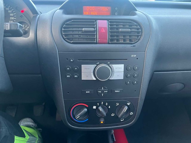 Opel corsa - afbeelding 12 van  20