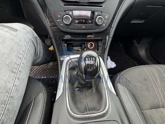 Opel insignia 5p/d 2.0 cdti ecoflex business start/stop dpf, 2012 - afbeelding 7 van  29