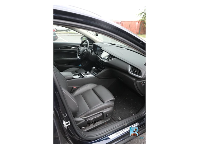 Opel insignia sports tourer - afbeelding 33 van  72