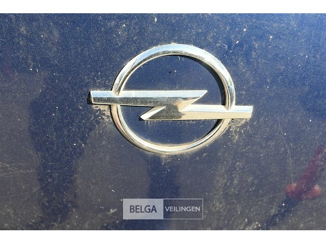 Opel meriva, enkel voor vergunninghouders en erkende centra voor verschroting - afbeelding 2 van  11