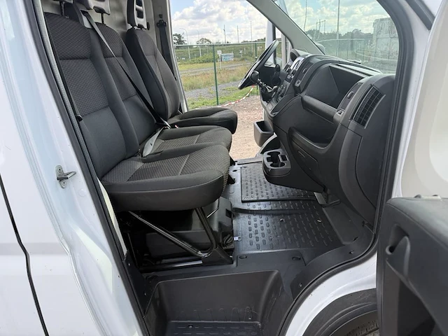 Opel movano, 2022 - afbeelding 17 van  32