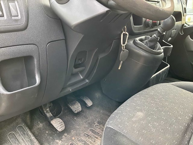 Opel novano van - afbeelding 4 van  51