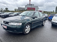 Opel vectra 1.6i xep 16v essentia, 1999 - afbeelding 1 van  31