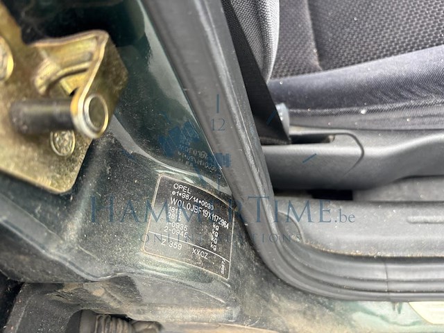 Opel vectra 1.6i xep 16v essentia, 1999 - afbeelding 18 van  31