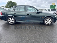 Opel vectra 1.6i xep 16v essentia, 1999 - afbeelding 26 van  31