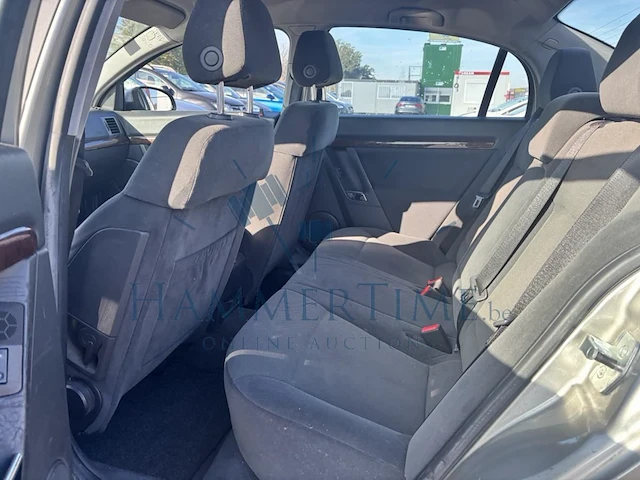 Opel vectra 1.6i xep 16v essentia, 2004 - afbeelding 11 van  37