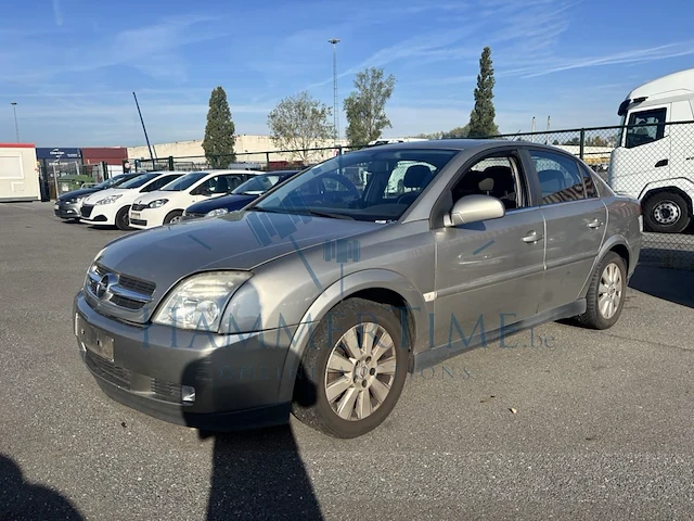 Opel vectra 1.6i xep 16v essentia, 2004 - afbeelding 1 van  37