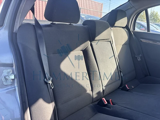 Opel vectra 1.6i xep 16v essentia, 2004 - afbeelding 14 van  37