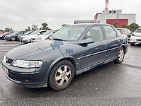 Opel vectra 1.8i xer 16v comfort, 2002