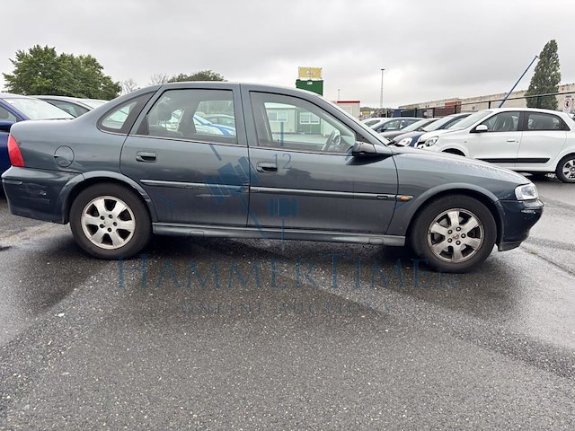 Opel vectra 1.8i xer 16v comfort, 2002 - afbeelding 34 van  43