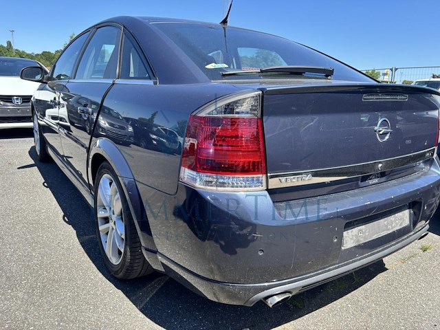 Opel vectra gts 2.2i yh 16v sport 155 at, 2006 - afbeelding 33 van  35