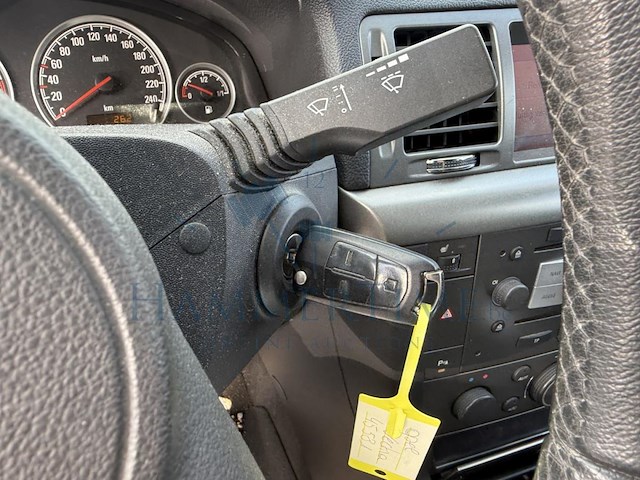 Opel vectra sw 1.9 dt cdti essentia, 2008 - afbeelding 8 van  37