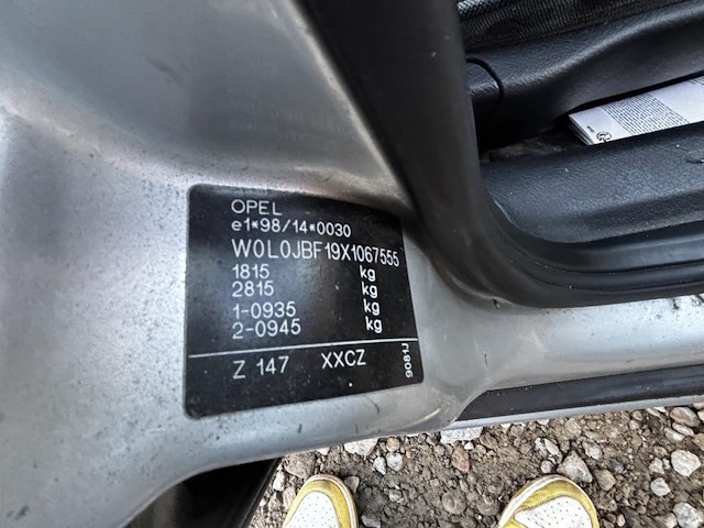 Opel vectra - afbeelding 2 van  10