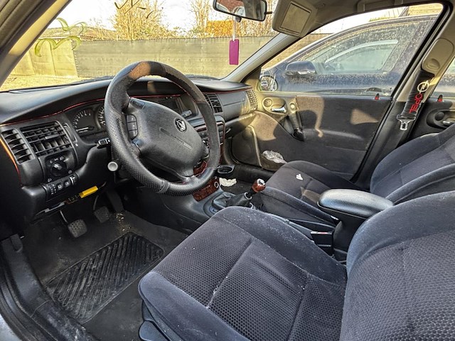 Opel vectra - afbeelding 10 van  10