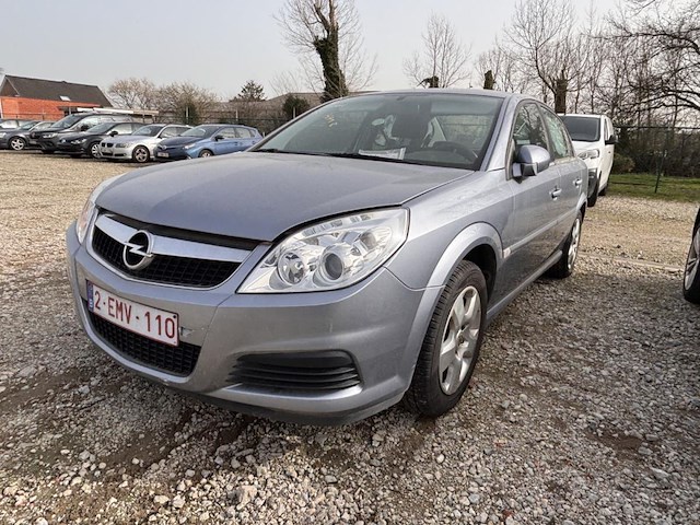 Opel vectra - afbeelding 1 van  8