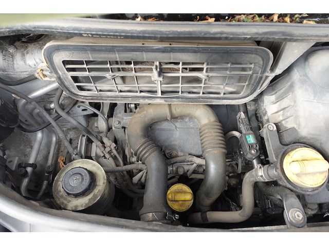 Opel vivano - afbeelding 14 van  27