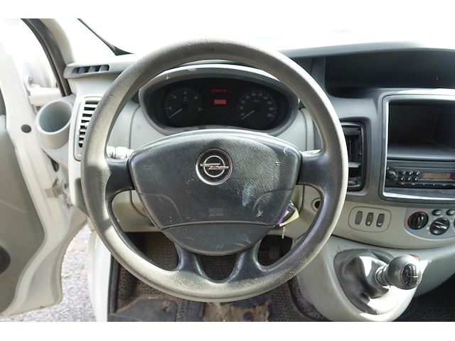 Opel vivano - afbeelding 25 van  26
