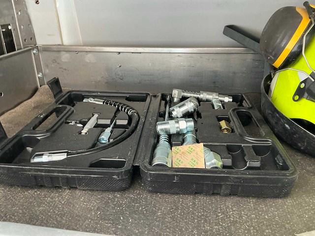 Opel vivaro bedrijfswagen - afbeelding 20 van  31