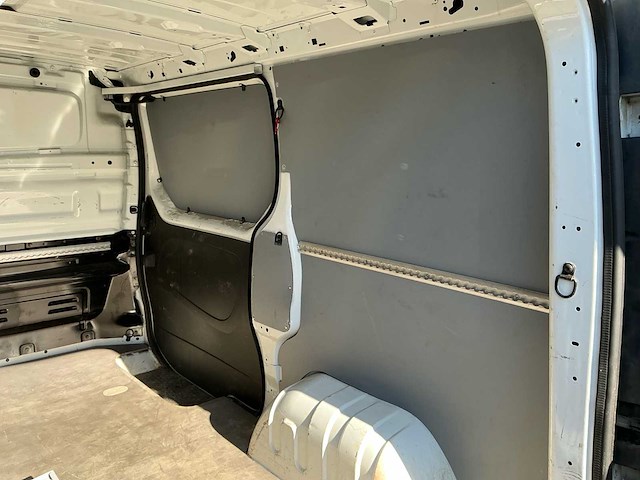 Opel vivaro biturbo 2018 – professioneel ingericht - afbeelding 3 van  21