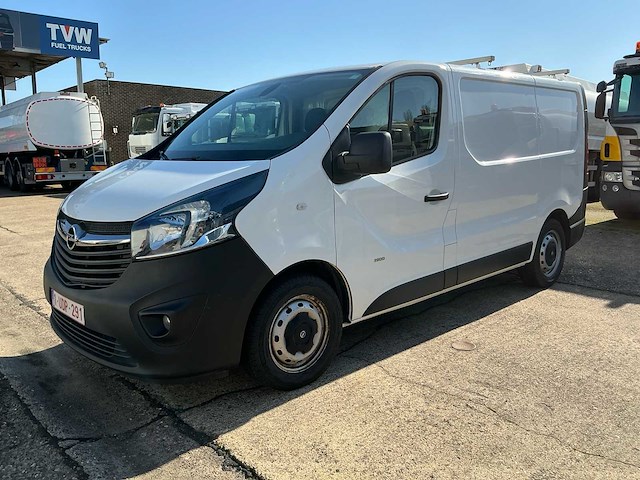 Opel vivaro biturbo 2018 – professioneel ingericht - afbeelding 1 van  21