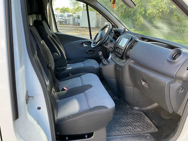 Opel vivaro biturbo 2019 – professioneel ingericht - afbeelding 20 van  21
