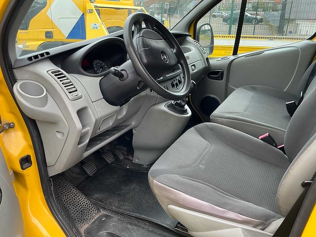 Opel vivaro lichte vracht bedrijfswagen - afbeelding 9 van  43