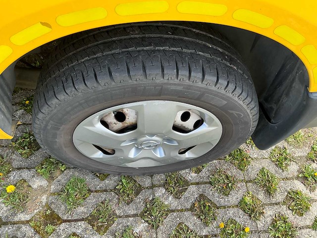 Opel vivaro lichte vracht bedrijfswagen - afbeelding 15 van  22
