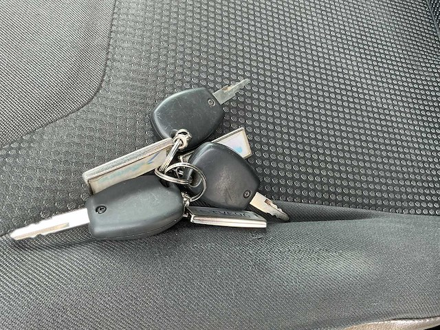 Opel vivaro lichte vracht bedrijfswagen - afbeelding 4 van  18