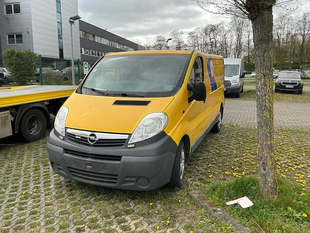 Opel vivaro lichte vracht bedrijfswagen - afbeelding 1 van  18