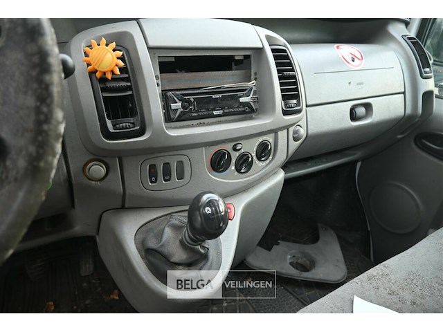 Opel vivaro lichte vrachtwagen - afbeelding 18 van  20