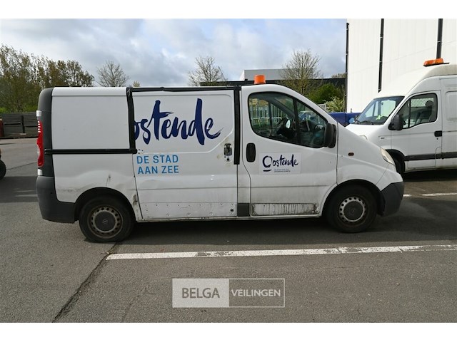 Opel vivaro lichte vrachtwagen - afbeelding 12 van  23