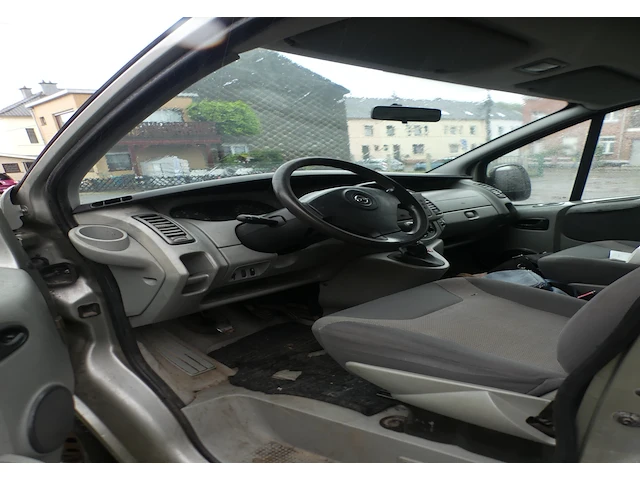 Opel vivaro - afbeelding 2 van  25