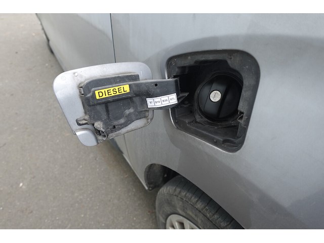 Opel vivaro - afbeelding 18 van  25