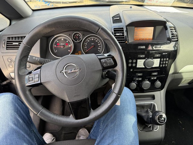 Opel zafira 1 7 dpf, 2013 - afbeelding 28 van  28
