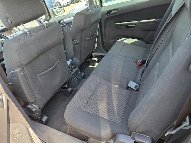 Opel zafira 1.8i xer essentia 140, 2009 - afbeelding 4 van  52